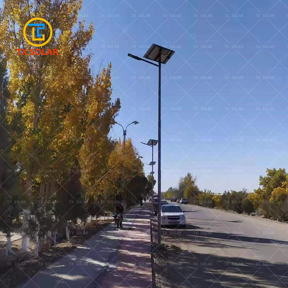 High Performance Solar Driveway Lamp Post with Lithium Battery
